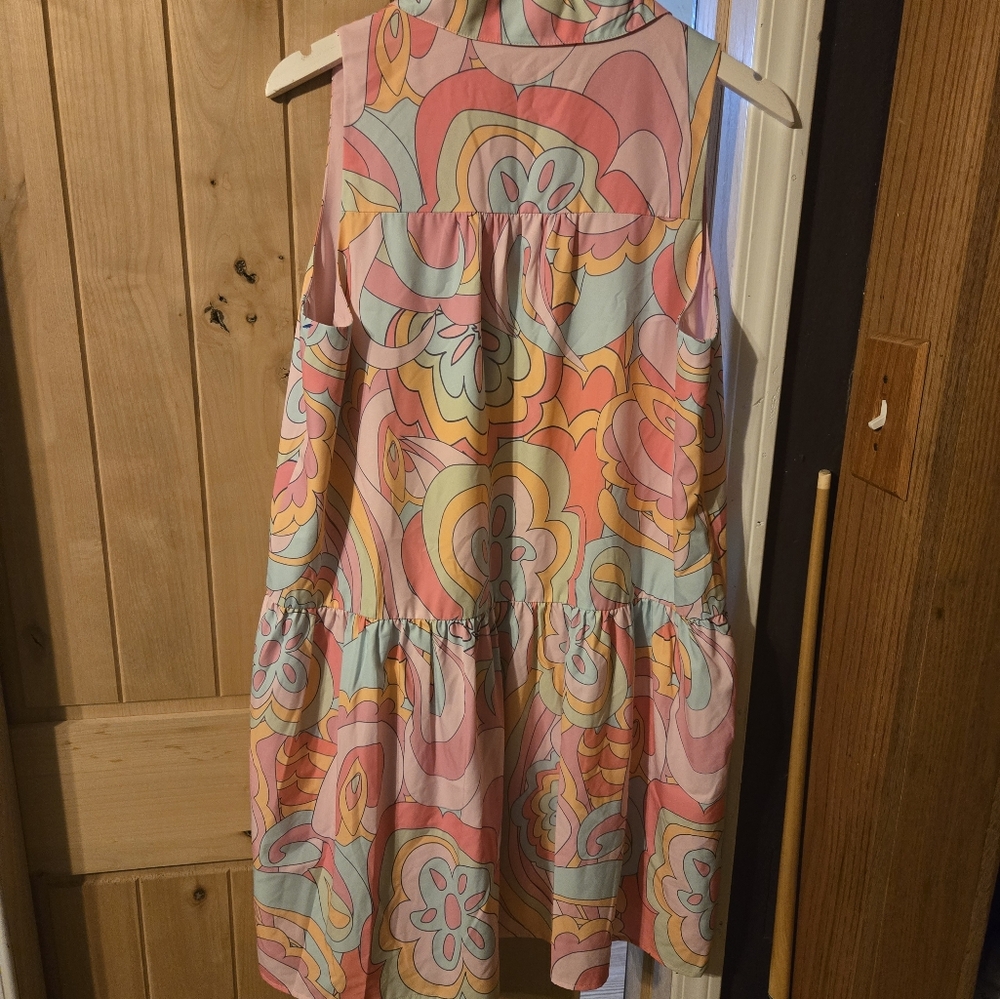 SSYS The Kendall sleevless collared dress in groovy floral - Picture 5 of 5